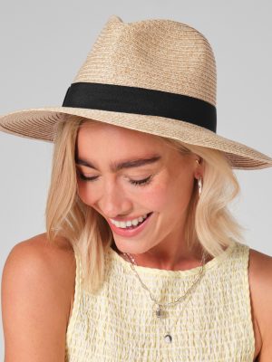 Straw fedora