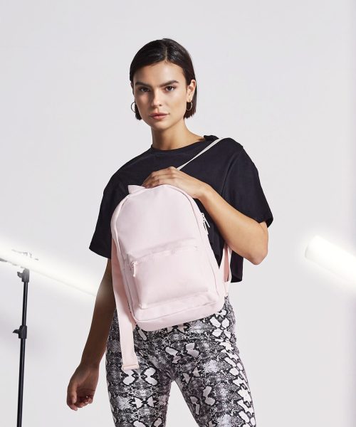 Mini essential fashion backpack