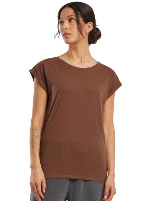 Women’s extended shoulder tee