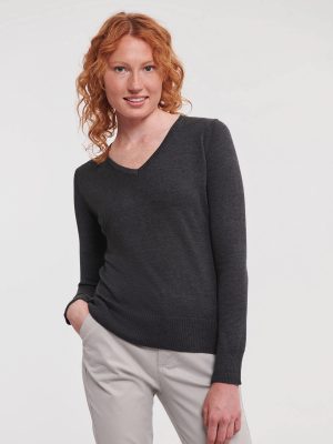 Women’s v-neck knitted sweater
