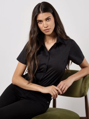 Women’s poplin shirt short sleeve