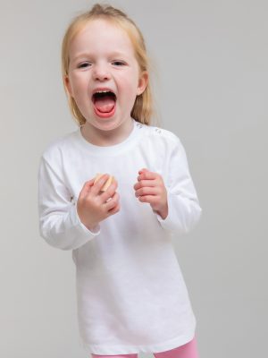 Long-sleeved t-shirt