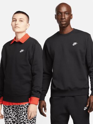 Nike Club crew