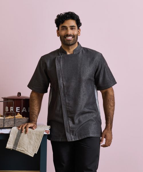 Chef’s zip-close short sleeve jacket