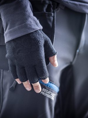 Fingerless mitts