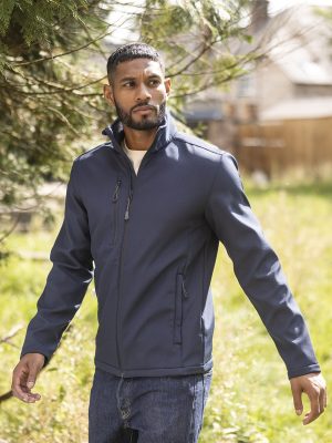 Honestly Made recycled softshell jacket
