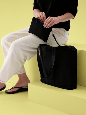 Cruise recycled tote with detachable purse