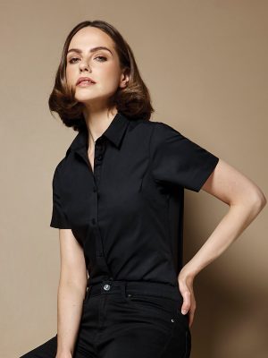 Women’s poplin shirt short sleeve
